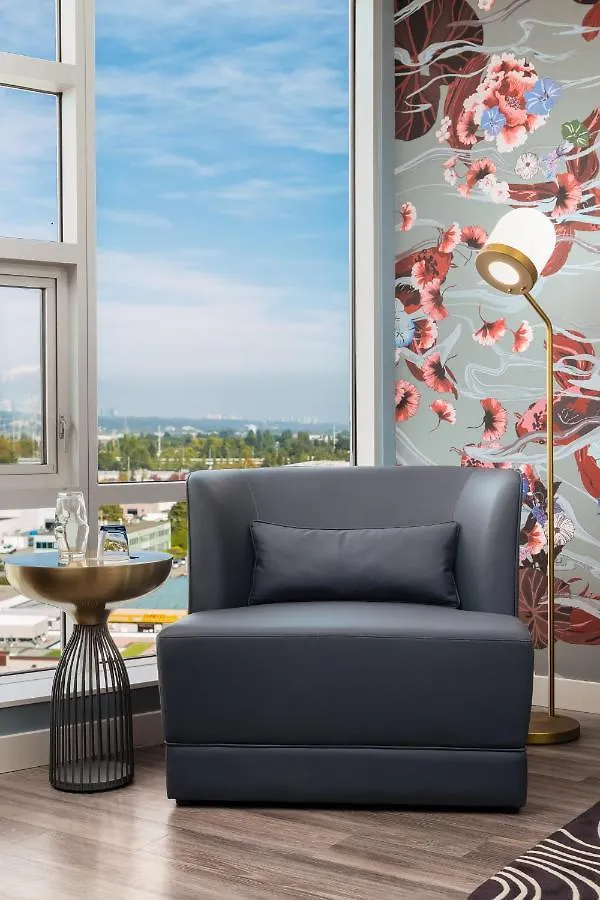 Versante Hotel Richmond 5*,  Canada